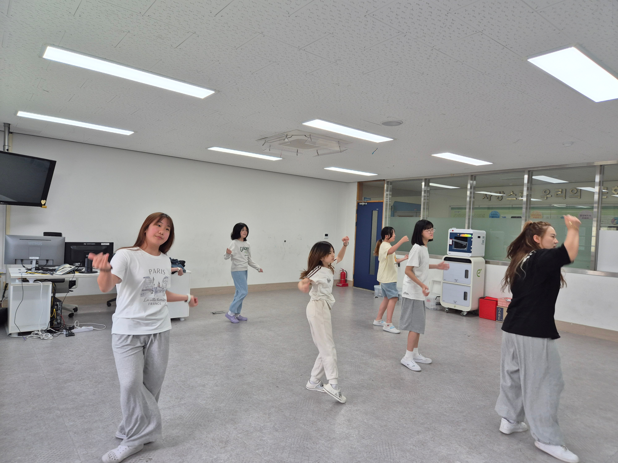 KakaoTalk_20250522_094439217_04